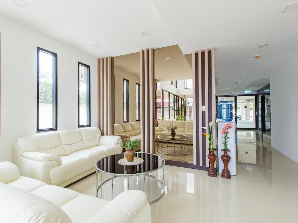 B2 Ubon Premier Hotel Ubon Ratchathani Extérieur photo
